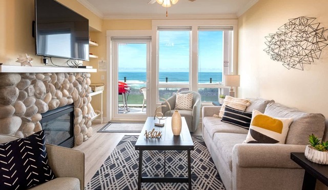 Flying Kites Condo, Hot Tub & Oceanfront Pool