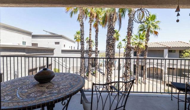 Fountain Hills Golf Condo | Heated Pool & Hot Tub