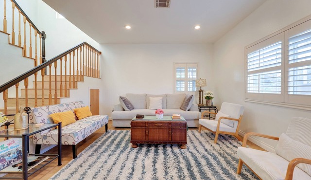 Great Location & Free Extras! Bellflower Stay