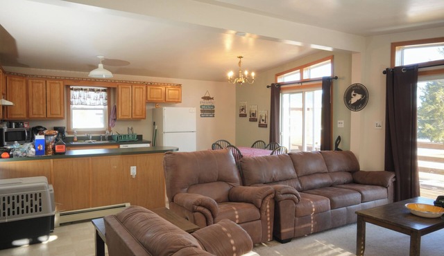 Herkimer House @ Beachfront Eagle Bay Village in Eagle Bay
