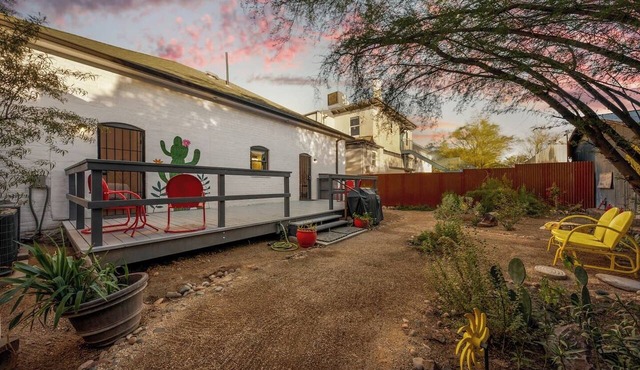 Historic Duplex/Total of 2 BR 2 BA/2 Units