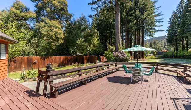 Jed smith cabin with tennis and pickle ball courts.