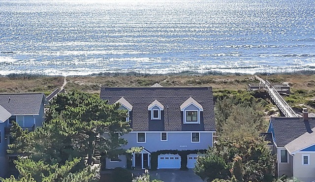 Jonah's Whale: Large Oceanfront Home, Ocean and Waterway Views