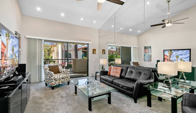 K0290 - 2/2 Ranch Club Condo with Mountain Views. Close to Shopping.
