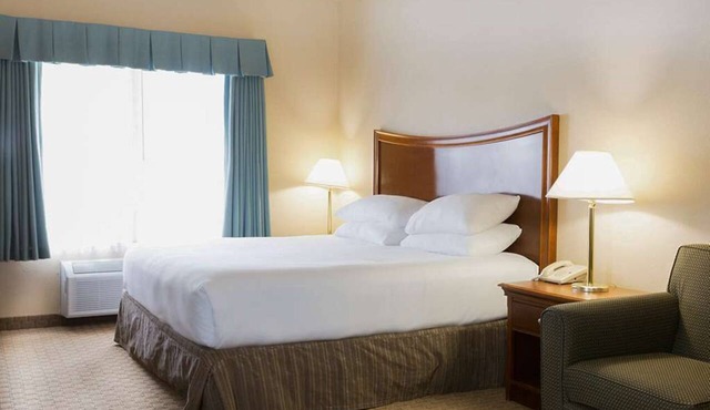 King Suite | Indoor Pool & Free Parking | 2 Mi to Downtown McMinnville