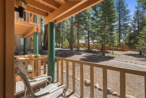 Kings Run Retreat Patio