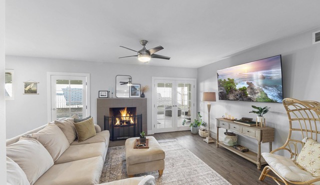 Kirmar Cove | California Calm 5 Bedroom Home with AC