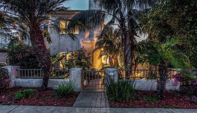 La Jolla Beach Village Serenity