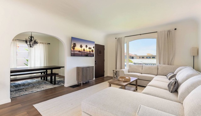 La Jolla Village Spanish Villa w/AC