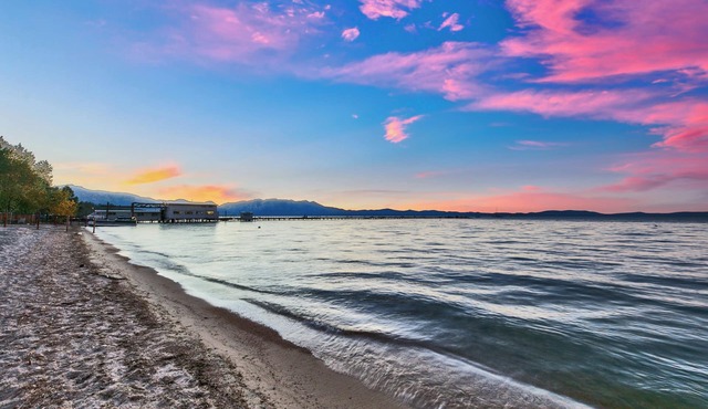 Lake Tahoe Luxury Lakefront Villa Private Beach luxe9