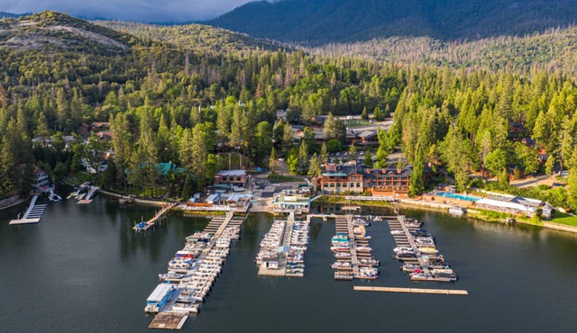 Lakeside Chalet with Fireplace & Marina Access | Near Yosemite National Park