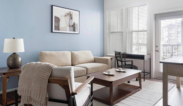 Landing | Beautiful 1BD, Clubhouse