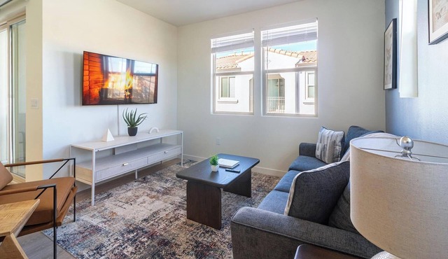 Landing | Incredible 2BD, Yoga Studio, Gym