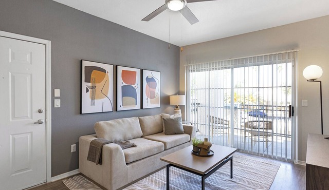 Landing | Modern 1BD, Gym, Pool