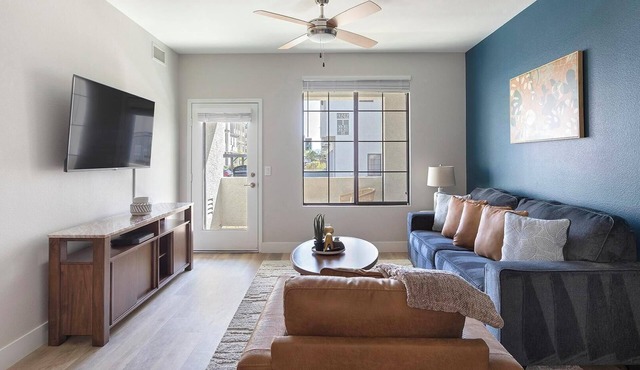 Landing | Modern 2BD, Gym, Clubhouse