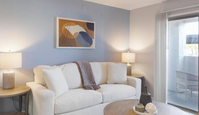 Landing | Spectacular 1BD, Pool, Gym