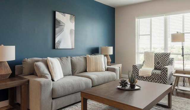 Landing | Stunning 2BD, Clubhouse