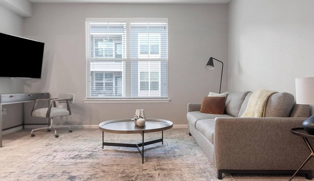 Landing | Stylish 1BD, Courtyard, Gym