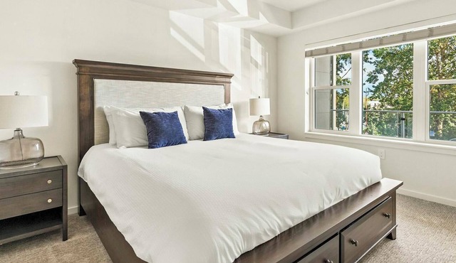 Landing | Stylish 1BD, Gym, Clubhouse