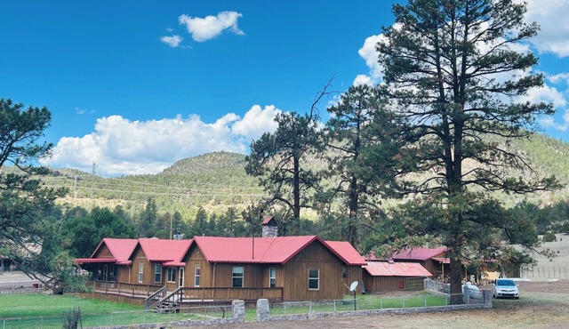 Leggett Ranch Nature Lodge