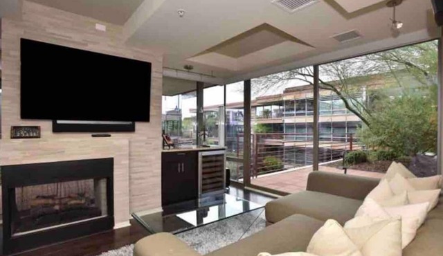 LUSH LUXURY PENTHOUSE OLD TOWN SCOTTSDALE PRIME