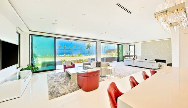 Lux at La Jolla Shores, your Luxury destination - New Listing