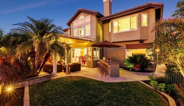 Lux Mission Viejo Mid-Term Rental | 4-BR House in Canyon Crest, | Gated Lake View Office
