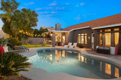 LUX Modern Escape Pool Putt Kierland Commons