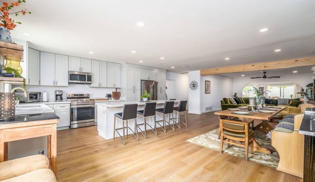 Luxurious + spacious 4 Bed 4 Bath Brand new re-model in Arcadia + 2 Masters