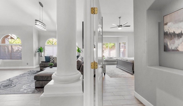 Luxurious Stunning Scottsdale Kierland Home (Heated Pool)