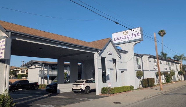 Luxury Inn
