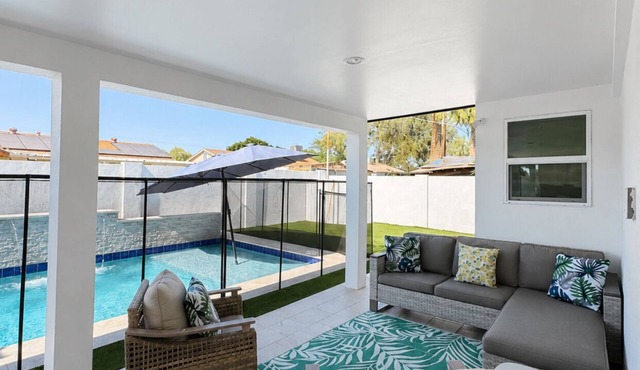 Luxury Pool Home Near GCU Modern 5BR Retreat