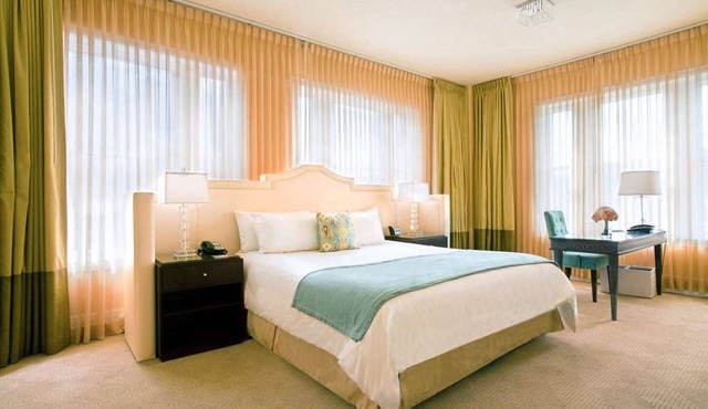 Luxury Retreat | Stylish Suite | Pets Allowed | 0.4 mi to Powell's City of Books