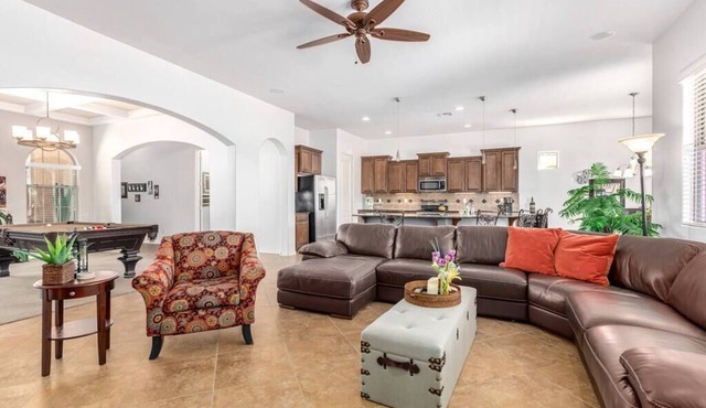 Luxury Stay at Estrella Mountain Ranch
