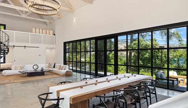 Luxury Wine Country Retreat I Vineyard Views I Architectural St. Helena Estate