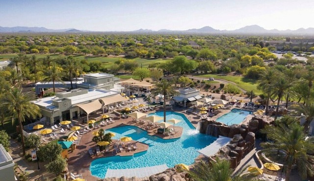 Marriott Canyon Villas Studio next to JW