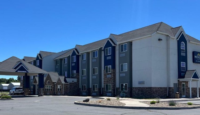 Microtel Inn & Suites by Wyndham Klamath Falls