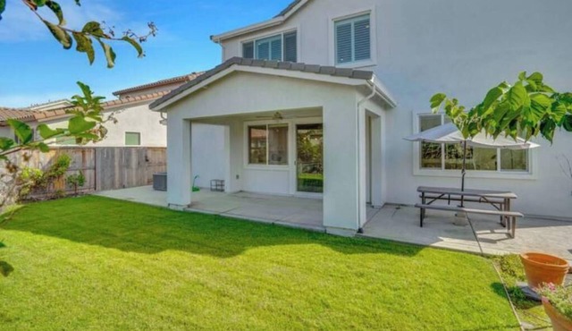 Modern Comfort: Stockton Edition