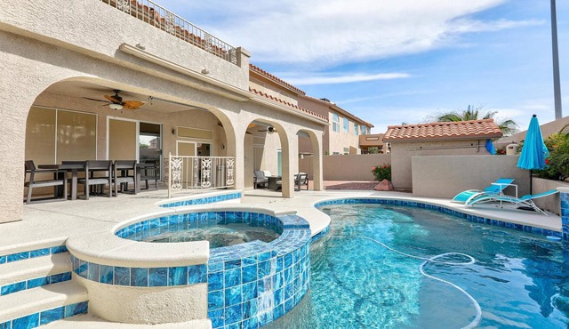 Modern Vegas Villa! Near Las Vegas Strip