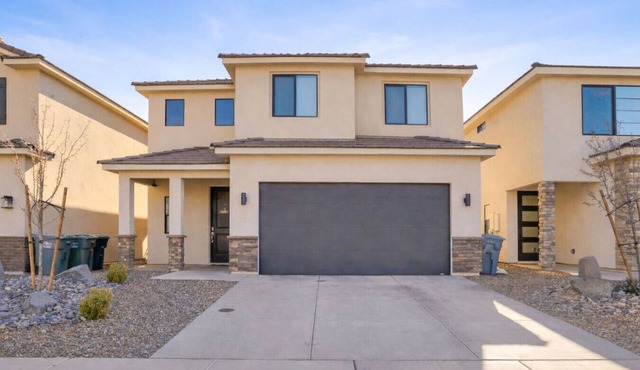 Monthly Stay | Southern Utah Escape