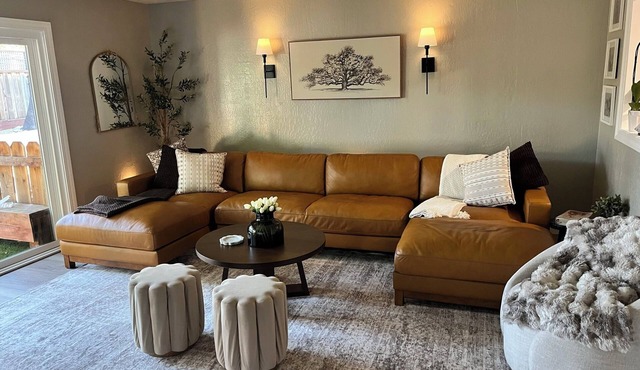 Montreal manor-beautiful and spacious home in Concord