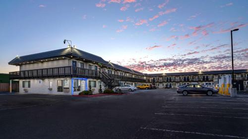 Motel 6-Eureka, CA Redwood Coast