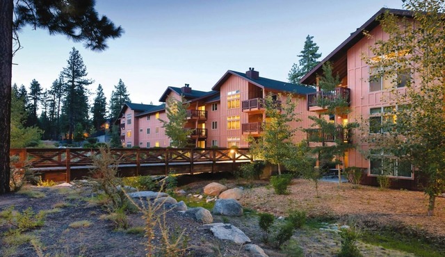 Mountain & Lake Vacation with Spacious 2BR at South Shore