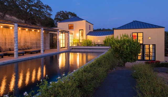Napa Valley Getaway Filled with Art & Light