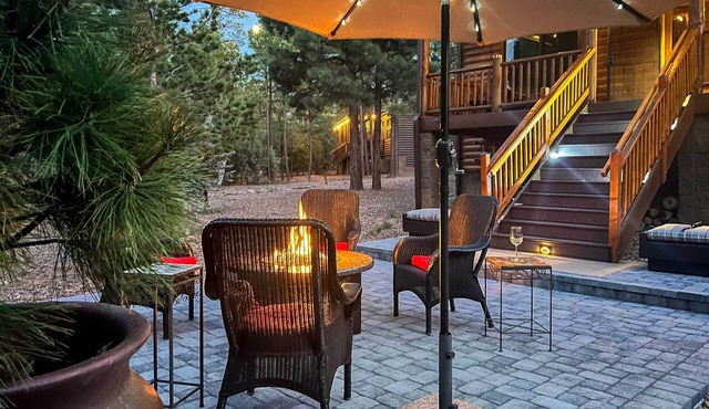 Near Golf & Hikes: Torreon Cabin w/Furnished Deck