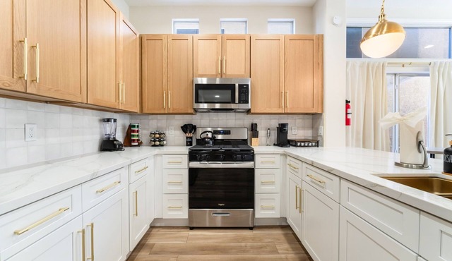 New! Spacious Vegas Oasis w Pool & Sauna