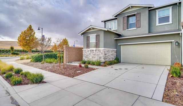 Newly Built Tracy Home w/Backyard + Pool Access!