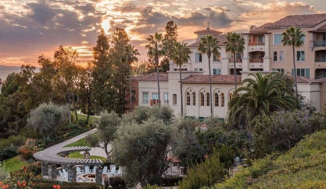 Newport Coast 2BR Villa – Bluff-Top Ocean Views, Full Kitchen & Resort Pools