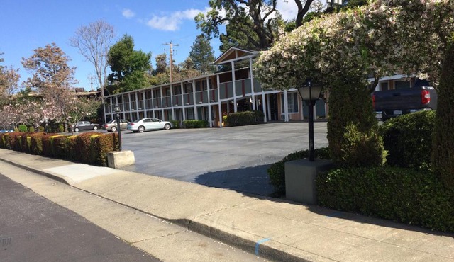 Oak Motel