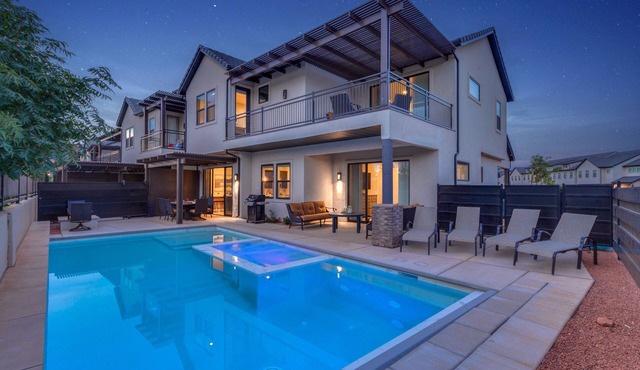Oasis at Ocotillo 48, Private Pool and Spa! Ping Pong table, Nintendo Switch & Resort pool